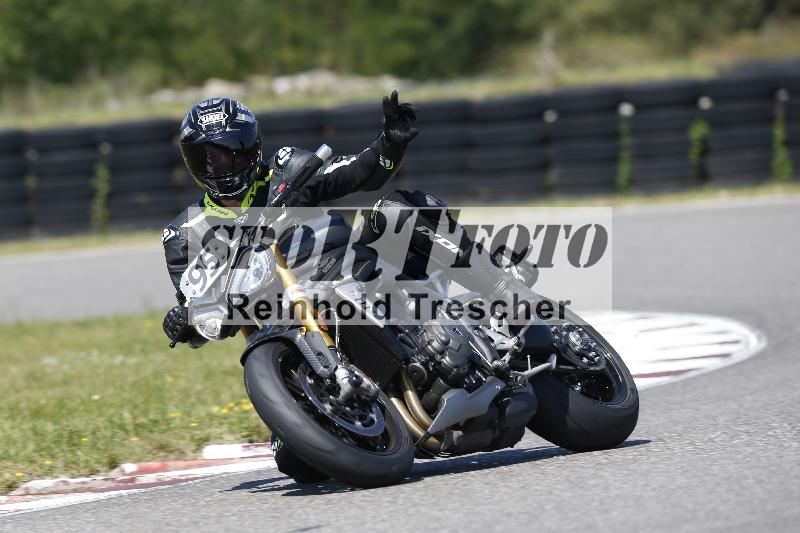 /Archiv-2025/48 25.08.2025 Cornu Master School ADR/blau-bleu/95